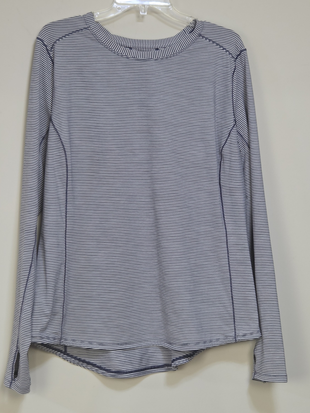 DULUTH TRADING CO. Blue White Striped Performance Long Sleeve Thumbhole Shirt